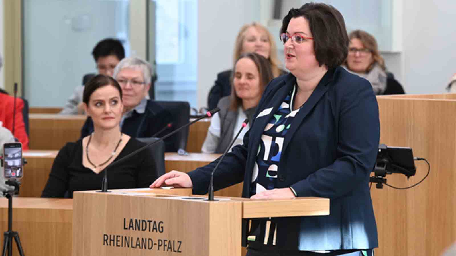 Stark im Netzwerk – nah bei den Menschen